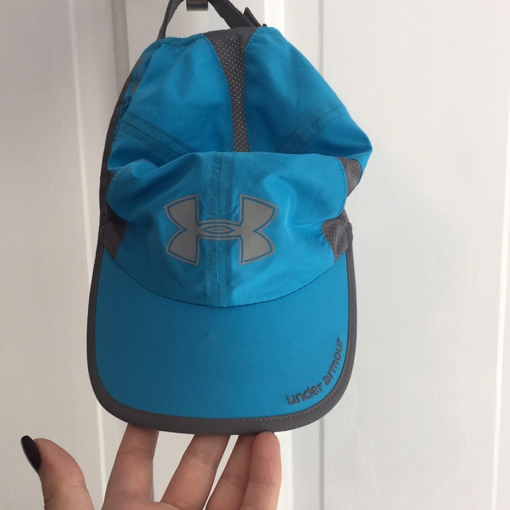 Underarmour turquoise running ball cap
